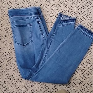 Old Navy Rockstar Midrise Distressed Hem Pull on Jeans